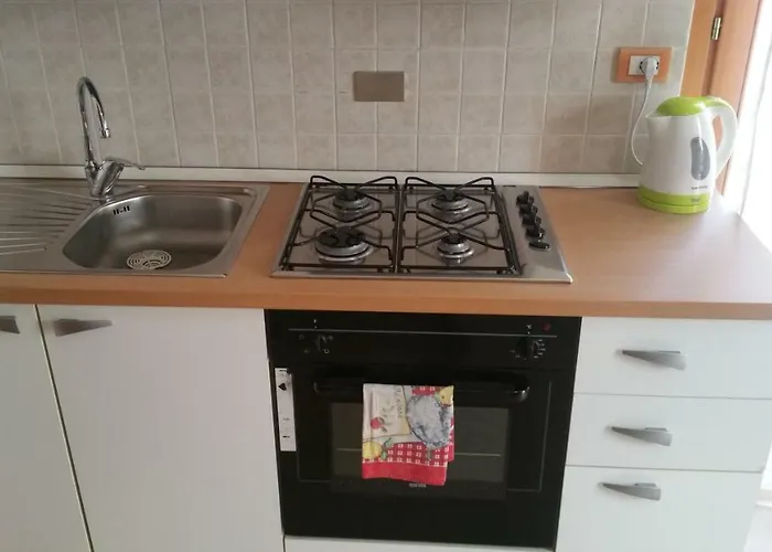 Piano Terra Σαν Μπενεντέτο ντελ Τρόντο